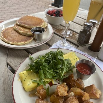Rhett - Breakfast & Brunch Near Me - Savannah, Georgia Rhett - Breakfast & Brunch Near Me - Savannah, Georgia