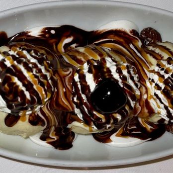 Abe & Louie's Boca Raton - Ice cream dessert - Steakhouses Near Me - Boca Raton, Florida Abe & Louie's Boca Raton - Ice cream dessert - Steakhouses Near Me - Boca Raton, Florida