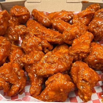 Right Wingers - Pizza Near Me - Oakville, Ontario Right Wingers - Pizza Near Me - Oakville, Ontario