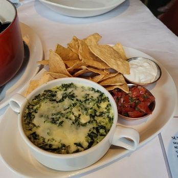 The Evie - Spinach and artichoke dip - American Near Me - Chicago, Illinois