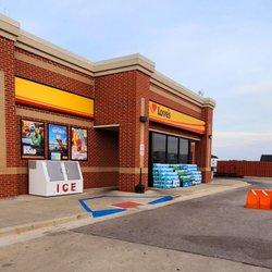 Love's Travel Stop - Entrance