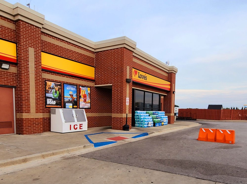 Love's Travel Stop Logo