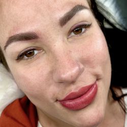 About Face - Permanent Makeup St Louis Microblading Brows Maplewood Powder Brows / Ombre Brows Lip Blush Tattoo Eyeliner Tattoo / Lash Line Enhancement