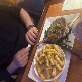 Mama's Cafe Baci - Italian Near Me - Hackettstown, New Jersey