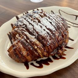 La Boulangerie - Almond Chocolate Croissant