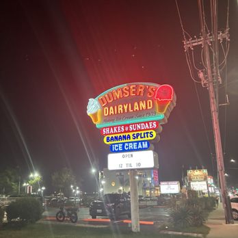Dumser's Dairyland Restaurant - Ice Cream & Frozen Yogurt Near Me - Ocean City, Maryland