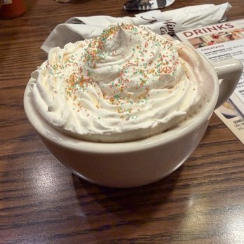 Mimi's Cafe - Hot chocolate - Breakfast & Brunch Near Me - Lakewood, California