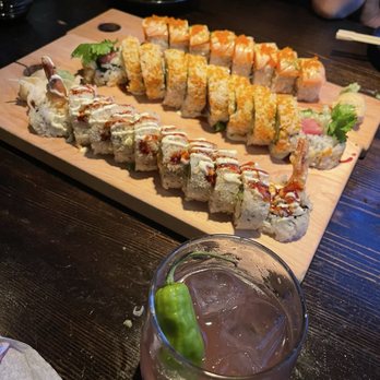 SUSHI DOKKU Japanese Restaurant - Sushi Bars Near Me - Chicago, Illinois SUSHI DOKKU Japanese Restaurant - Sushi Bars Near Me - Chicago, Illinois