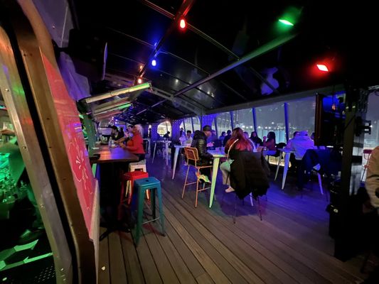 metrobar by null