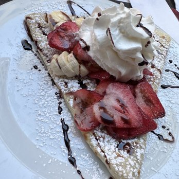 Le Café Crêpe - Strawberry Banana Nutella (Chloe's Crepe) - Creperies Near Me - Austin, Texas Le Café Crêpe - Strawberry Banana Nutella (Chloe's Crepe) - Creperies Near Me - Austin, Texas