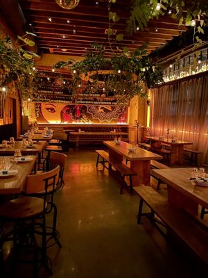 Ainslie Bowery by null