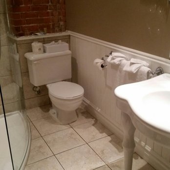 Unilofts Grande-Allée - Bathroom - Hotels Near Me - Quebec City, Quebec
