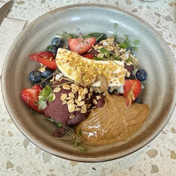 Two Hands - Acai Bowl - Cocktail Bars Near Me - Austin, Texas Two Hands - Acai Bowl - Cocktail Bars Near Me - Austin, Texas
