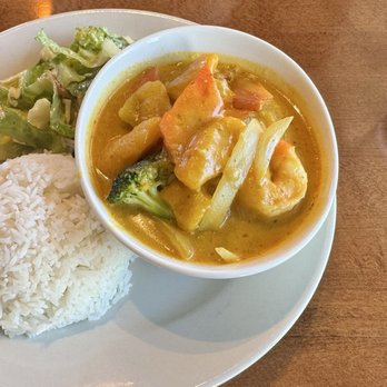Burma Light - Pumpkin Curry (GF) with Shrimp - Noodles Near Me - Folsom, California