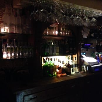 Lola - Nice bar - Dance Clubs Near Me - Girona, GI