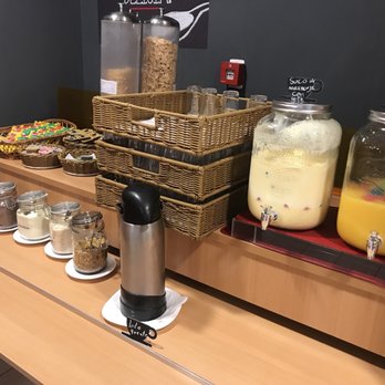 Hotel Ibis Santos - Cafe da manha - Hotels Near Me - Santos, SP