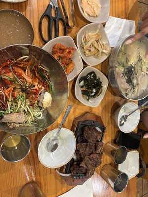 Yuchun Restaurant by null