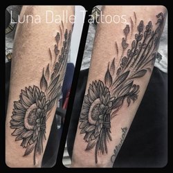 Trap Ink Tattoos & Piercings - Floral piece by Luna Dalle