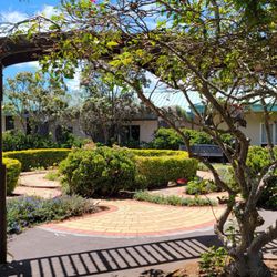 North Hawaii Community Hospital - Their lovely zen garden