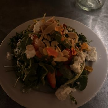 Zazie - Side salad w/ goat cheese and strawberries. 10/10 - Breakfast & Brunch Near Me - San Francisco, California