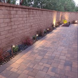 Highlight landscape lighting