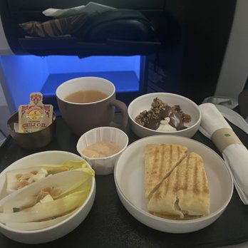 JetBlue - Great food, great seats, terrible customer service - Airlines Near Me - Fort Lauderdale, Florida