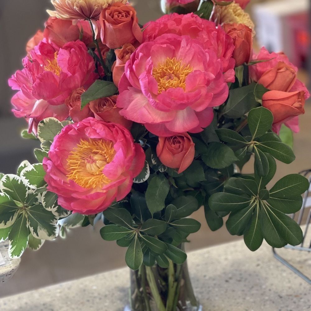 Madison Workshop West - Birthday flowers - Florists Near Me - Palm Desert, California Madison Workshop West - Birthday flowers - Florists Near Me - Palm Desert, California