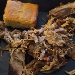 Pulled pork corn bread