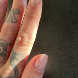 Tuxedo Nails & Spa - Not great