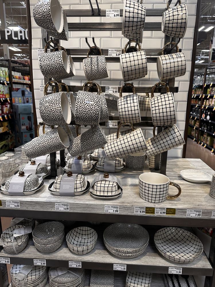 Fry's Marketplace