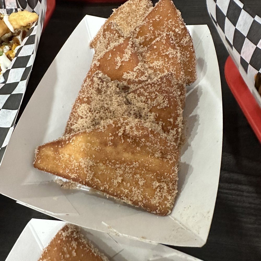 Valley Wings - Cinnamon Pita Chips - Chicken Wings Near Me - Scottsdale, Arizona