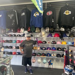 Sharkys Sports - Here supporting my business customer! This is Centenario aka Sharky showing you a selection of hats & hoodies!