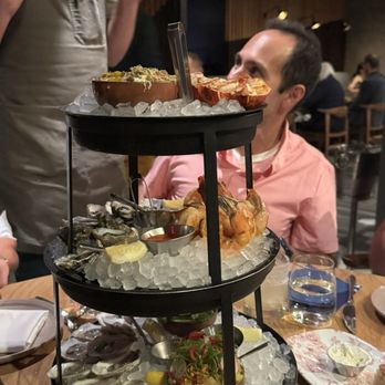 Fort Oak - Seafood tower; really fresh - New American Near Me - San Diego, California Fort Oak - Seafood tower; really fresh - New American Near Me - San Diego, California
