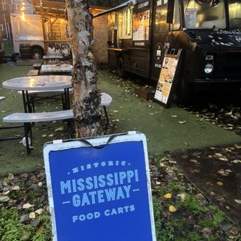 J's Cuts & Wraps - Burgers Near Me - Portland, Oregon J's Cuts & Wraps - Burgers Near Me - Portland, Oregon