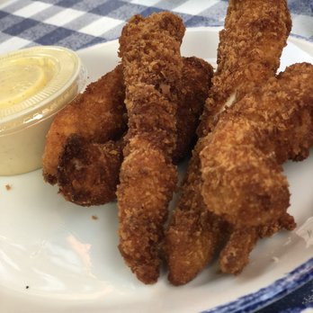 Molly's - Chicken Fingers - Irish Pub Near Me - New York, New York