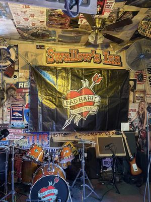 Swallow's Inn by null