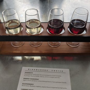 Milea Estate Vineyard - This is their "have it our way" tastings option. - Wineries Near Me - Staatsburg, New York