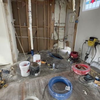 Aarons Remodeling - Aaron's remodeling at work in Austin - General Contractors Near Me - Driftwood, Texas Aarons Remodeling - Aaron's remodeling at work in Austin - General Contractors Near Me - Driftwood, Texas