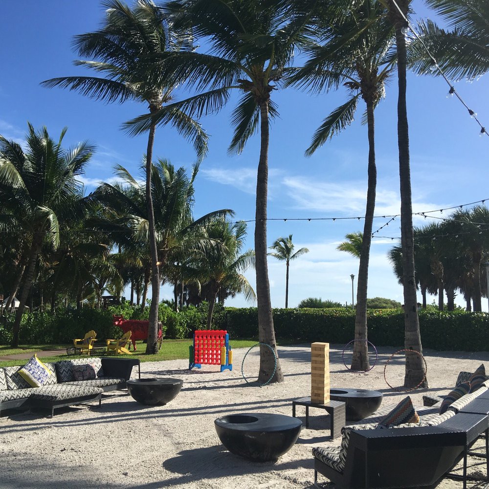 Kimpton Surfcomber Hotel - Hotel beach - Hotels Near Me - Miami Beach, Florida Kimpton Surfcomber Hotel - Hotel beach - Hotels Near Me - Miami Beach, Florida
