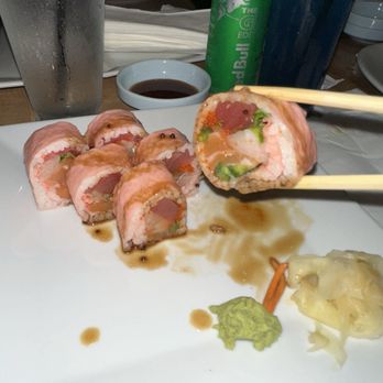 54 Restaurant - 3 Amigos Roll cross section  ($17.95 as of 6/25/24) - Asian Fusion Near Me - Springfield, Virginia