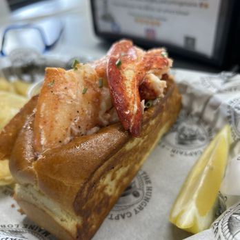 The Hungry Captain - Seafood Near Me - Cape Coral, Florida