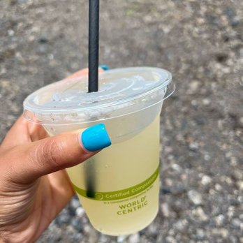 Ko'Olau Garden - Fresh Squeezed Lime-Aid - Food Trucks Near Me - Hana, Hawaii Ko'Olau Garden - Fresh Squeezed Lime-Aid - Food Trucks Near Me - Hana, Hawaii