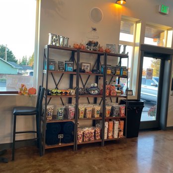 Blue Rooster - Cafes Near Me - Buckley, Washington