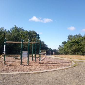 Willow Hill Reservoir Community Park - Parks Near Me - Folsom, California