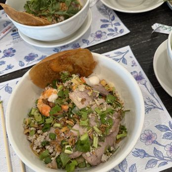 Com Tam Kieu - dry noodles with clear and egg noodle - Vietnamese Near Me - San Gabriel, California Com Tam Kieu - dry noodles with clear and egg noodle - Vietnamese Near Me - San Gabriel, California