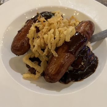 The Frog & Monkey Restaurant & Pub - Bangers and mash... absolutely delicious and the gravy takes this over the top! Highly recommended! - Burgers Near Me - Mount Dora, Florida The Frog & Monkey Restaurant & Pub - Bangers and mash... absolutely delicious and the gravy takes this over the top! Highly recommended! - Burgers Near Me - Mount Dora, Florida