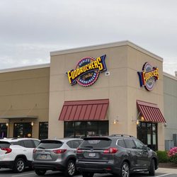 Fuddruckers