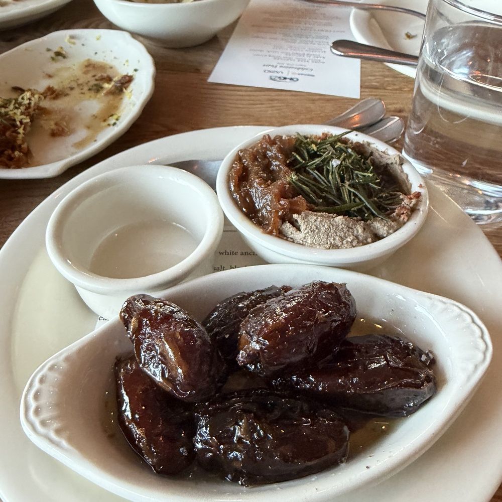 Dunsmoor - Warm Medjool Dates - American Near Me - Los Angeles, California