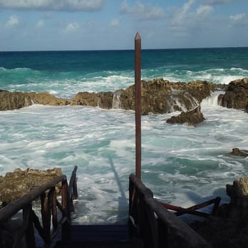 Mía Reef - Entry into El Rey The Kings Bath - Resorts Near Me - Isla Mujeres, ROO