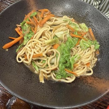 Formosan Restaurant - Pork chow mein - Chinese Near Me - Artesia, California Formosan Restaurant - Pork chow mein - Chinese Near Me - Artesia, California